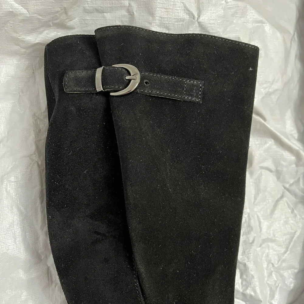 Italeau black Suede Waterproof boots Size 37.5. US 7